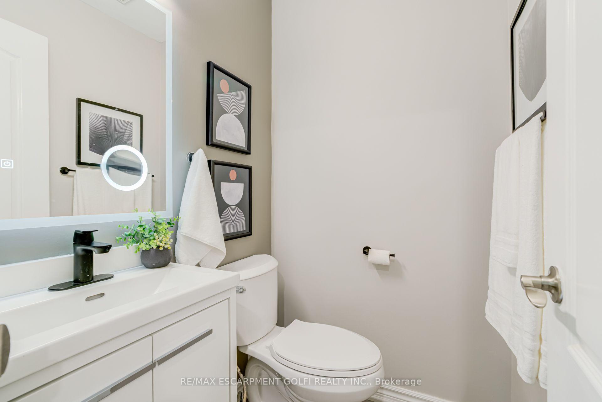 Photo 12 of 1190 Windgrove Square, Pickering, Liverpool — HOMEH