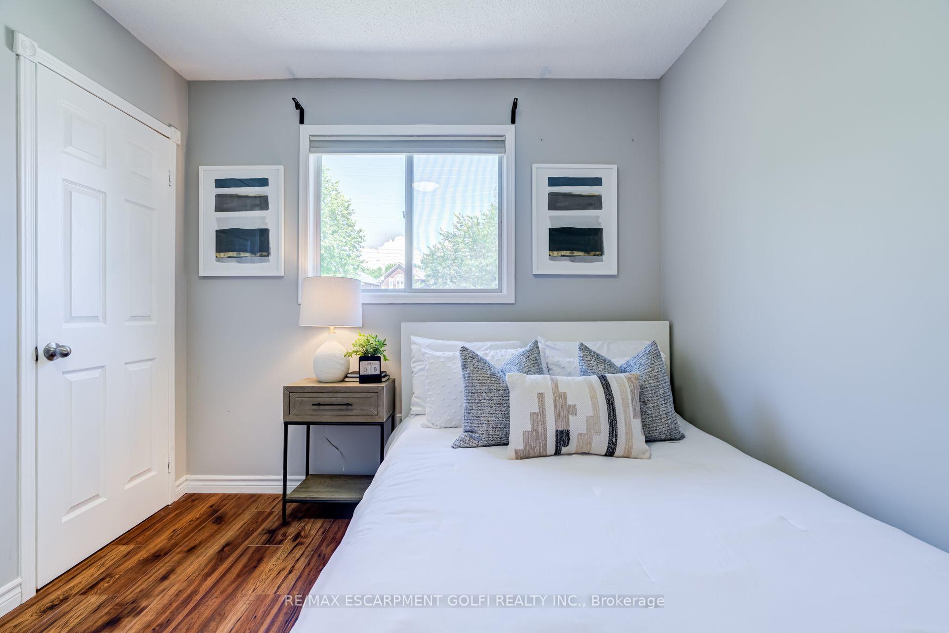Photo 16 of 1190 Windgrove Square, Pickering, Liverpool — HOMEH