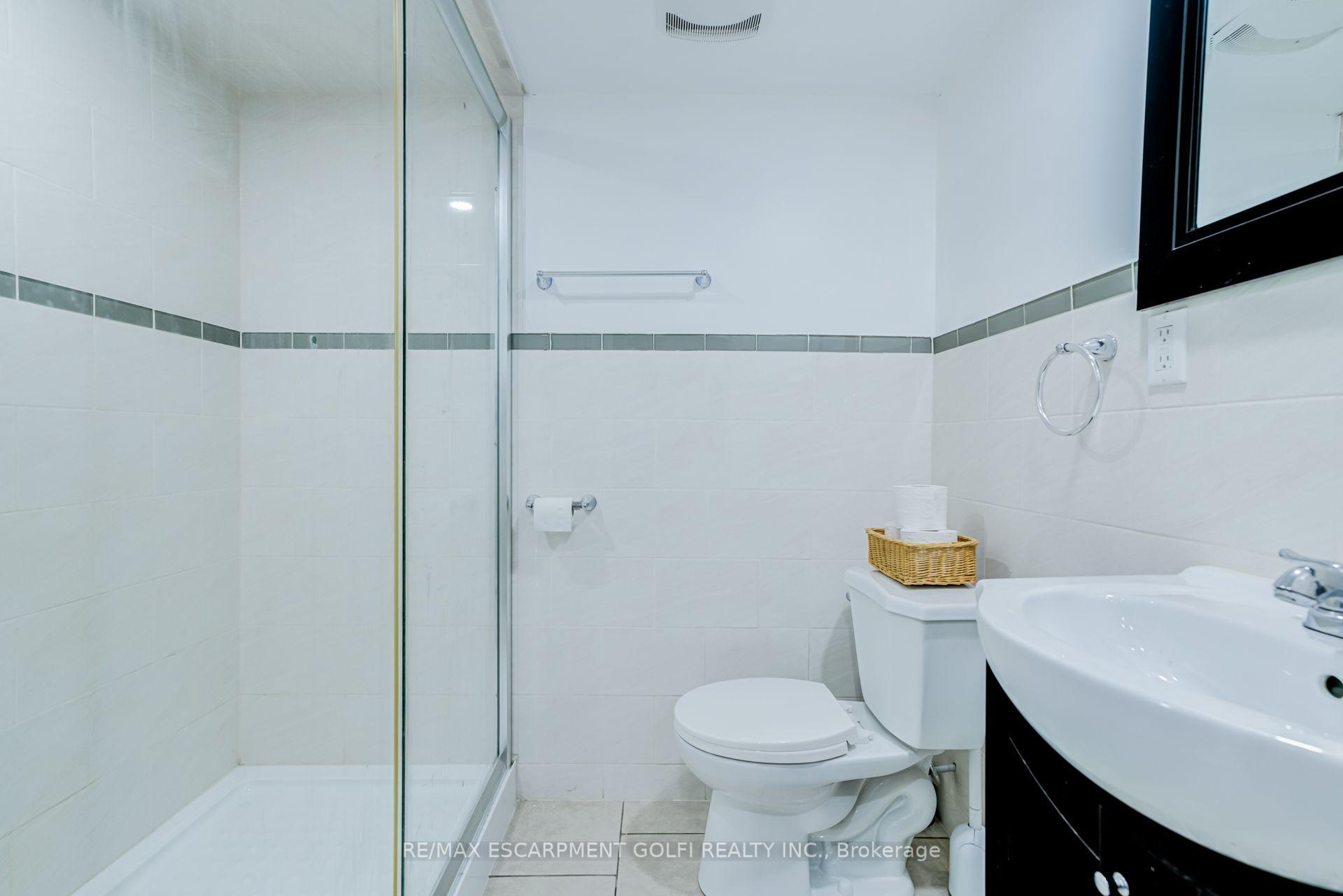 Photo 23 of 1190 Windgrove Square, Pickering, Liverpool — HOMEH