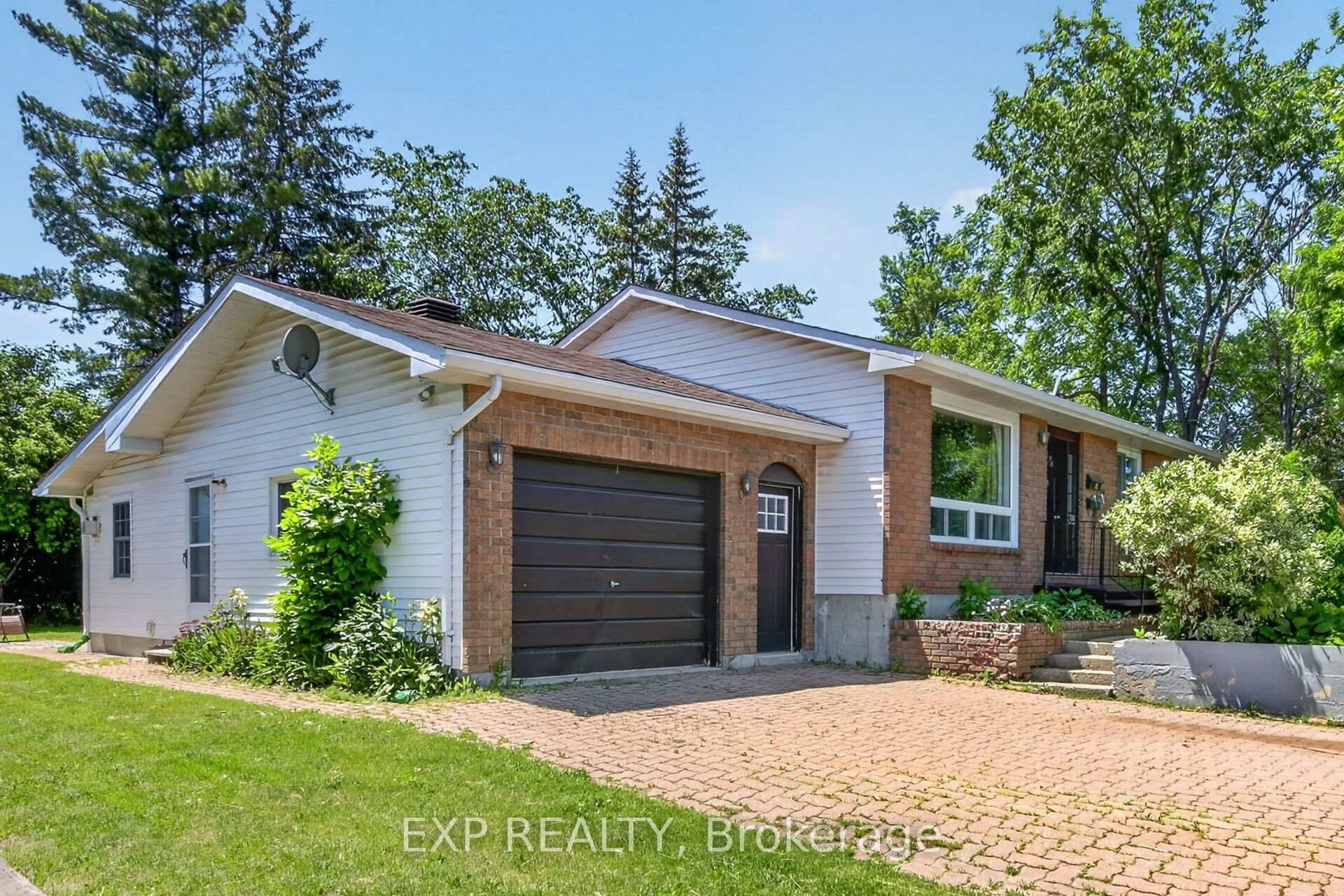 Photo 4 of 338 William Street, Arnprior, Arnprior — HOMEH