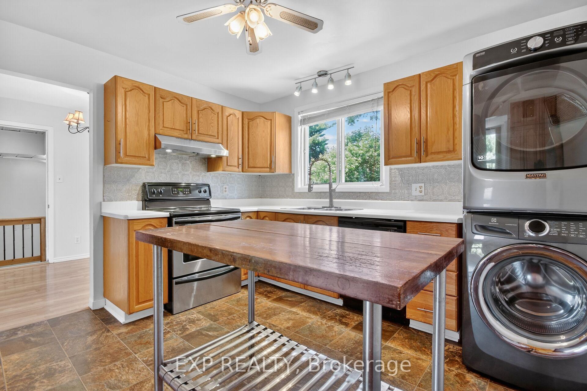 Photo 12 of 338 William Street, Arnprior, Arnprior — HOMEH