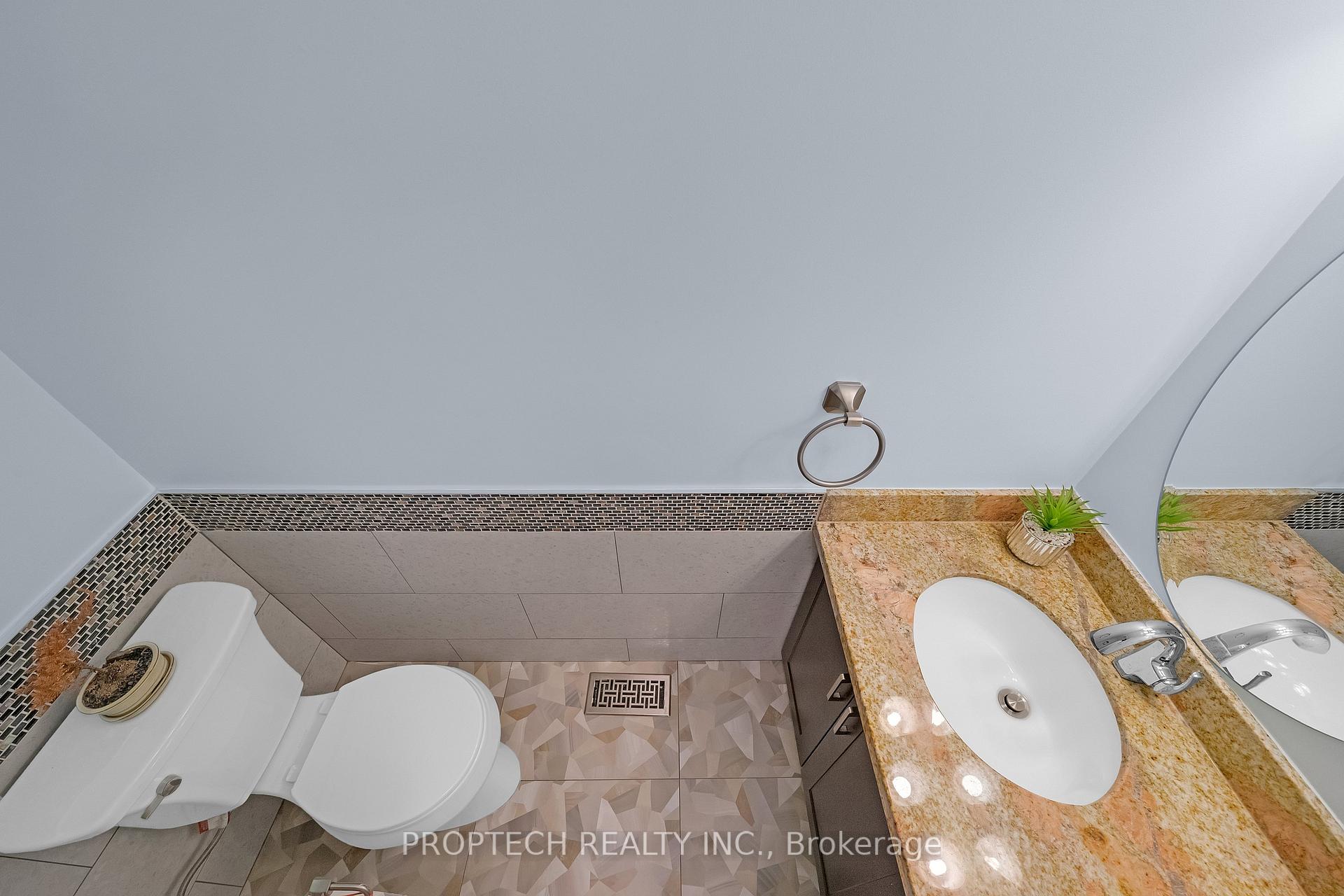 Photo 9 of 111 Paddock Lane, Markham, Markville — HOMEH