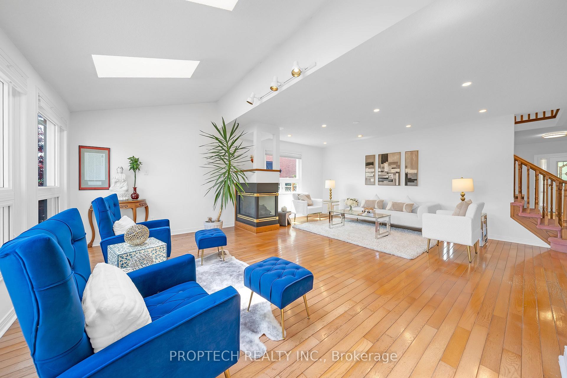 Photo 15 of 111 Paddock Lane, Markham, Markville — HOMEH