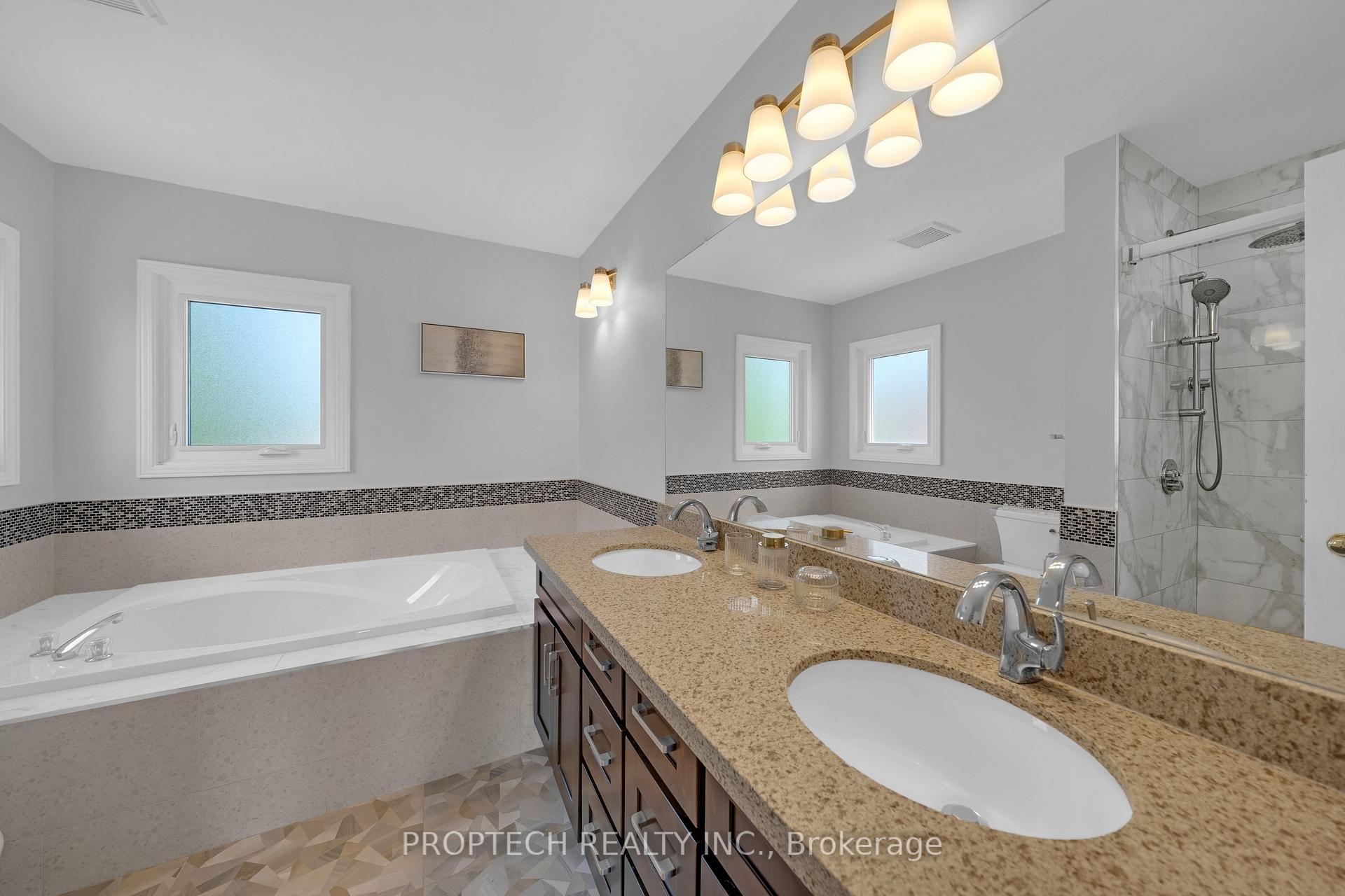 Photo 24 of 111 Paddock Lane, Markham, Markville — HOMEH