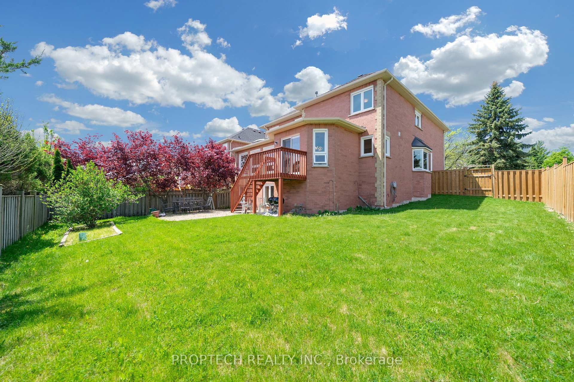 Photo 38 of 111 Paddock Lane, Markham, Markville — HOMEH