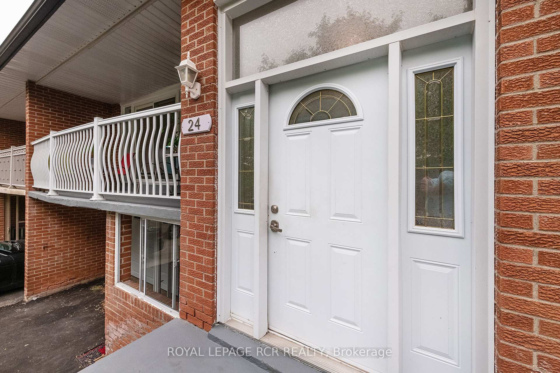 Photo 3 of 24 Petunias Road, Brampton, Madoc — HOMEH