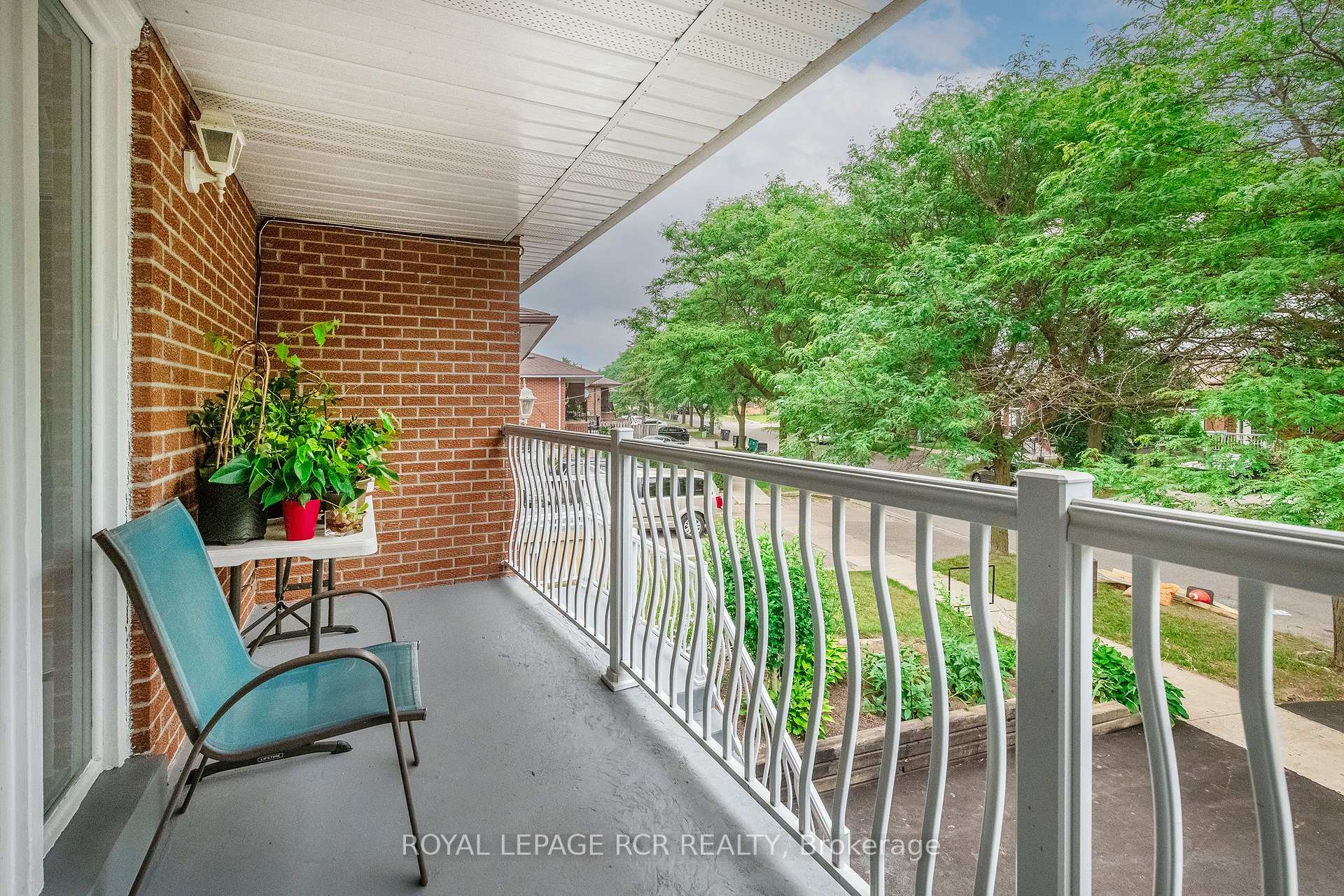 Photo 14 of 24 Petunias Road, Brampton, Madoc — HOMEH