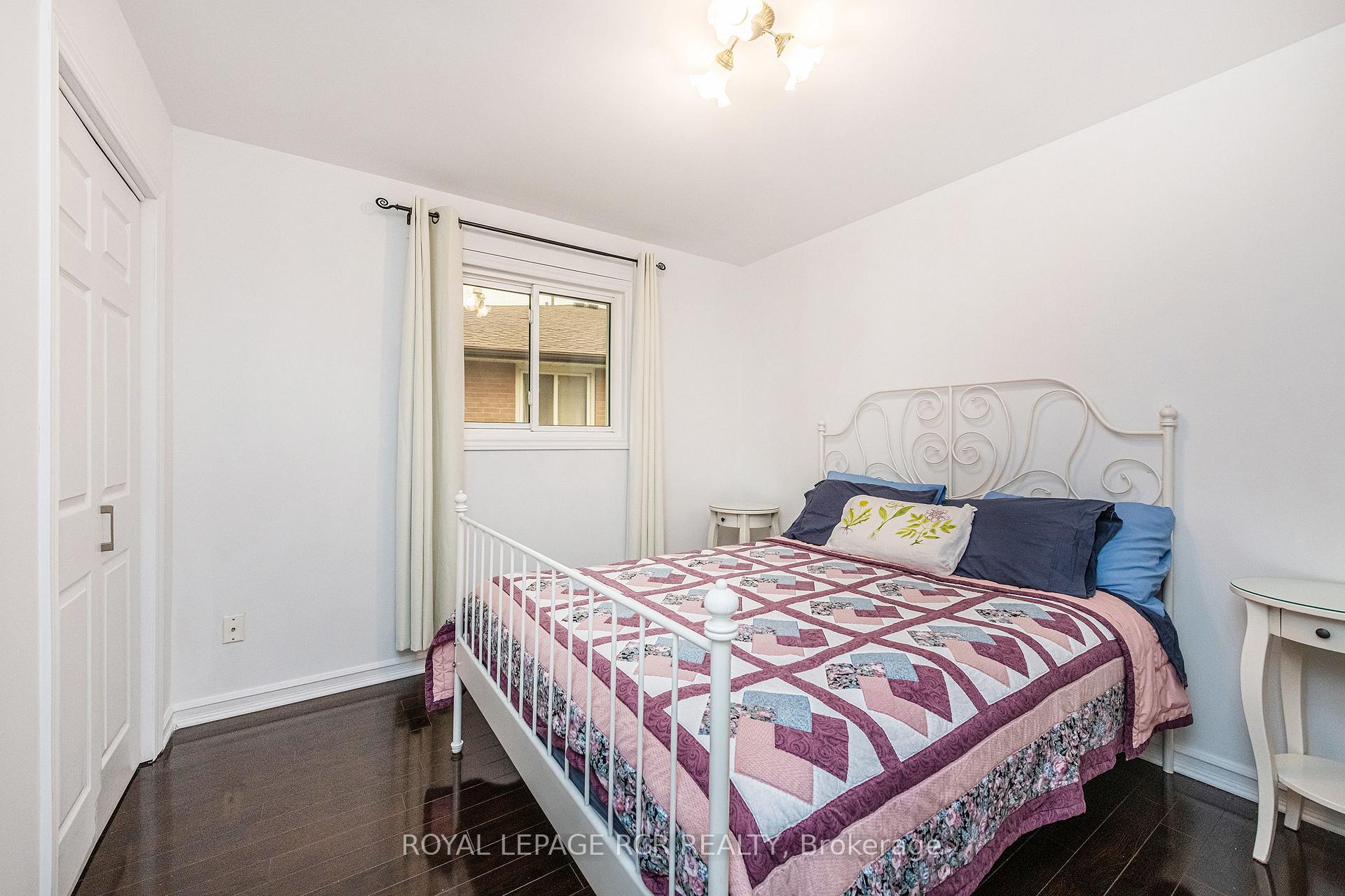 Photo 19 of 24 Petunias Road, Brampton, Madoc — HOMEH