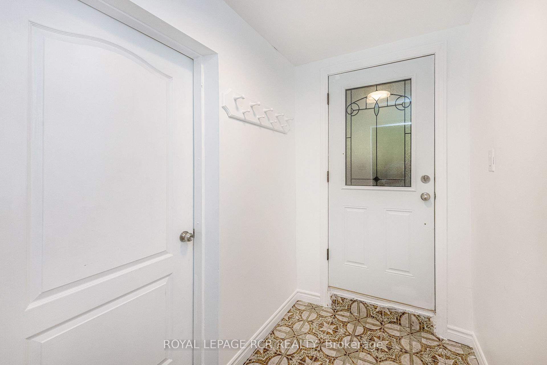 Photo 27 of 24 Petunias Road, Brampton, Madoc — HOMEH