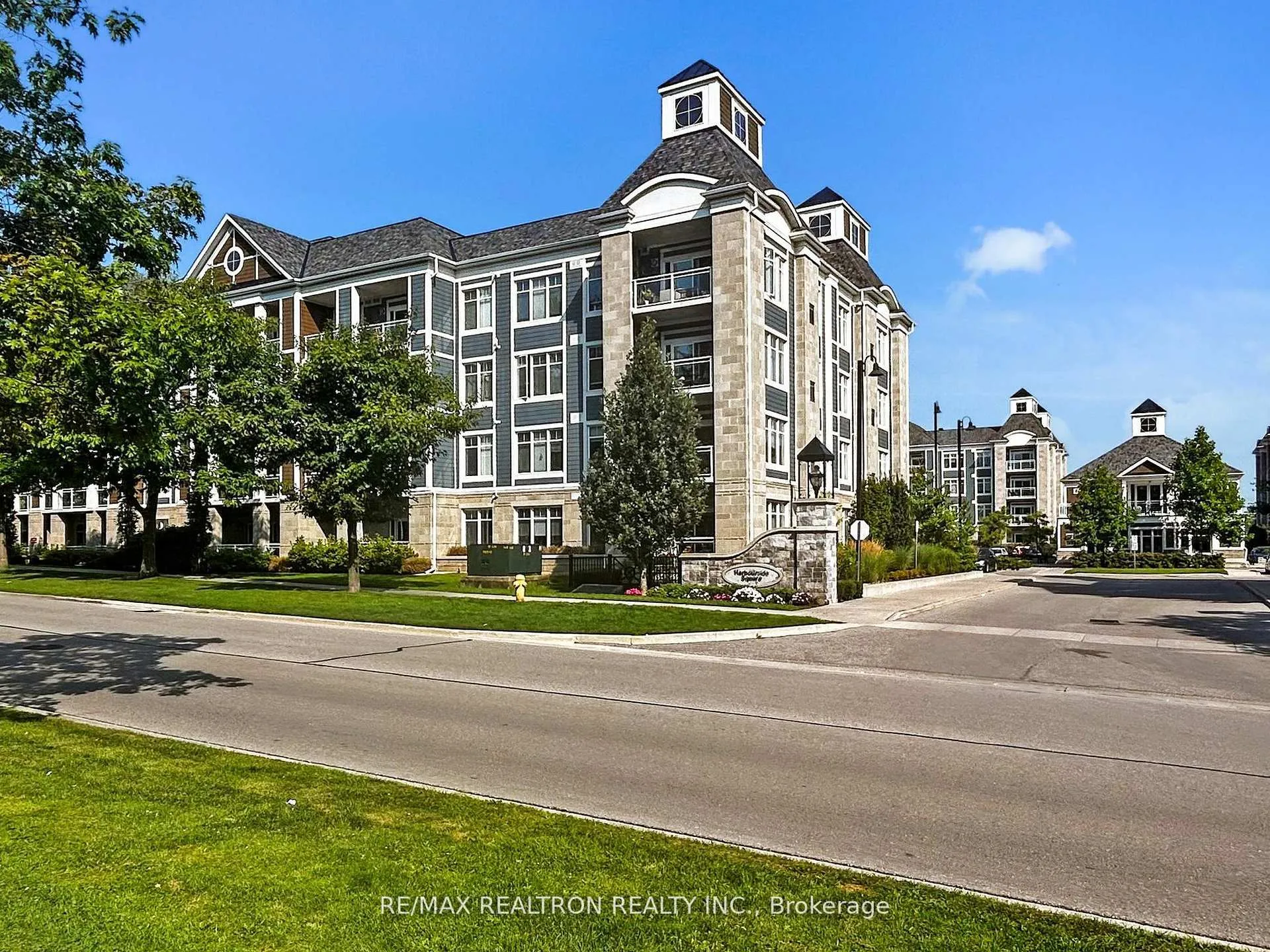 Photo 2 of Unit 112, 650 Gordon Street, Whitby, Port Whitby — HOMEH