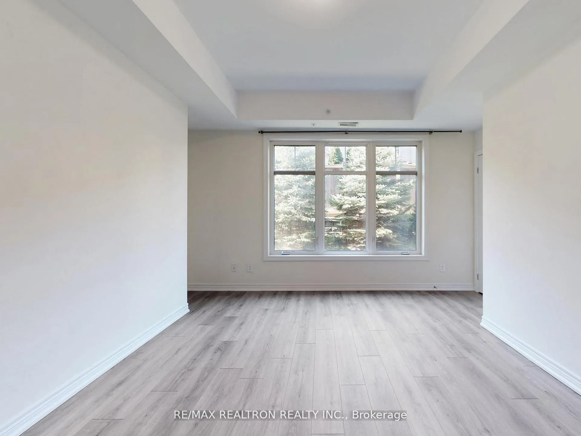 Photo 11 of Unit 112, 650 Gordon Street, Whitby, Port Whitby — HOMEH