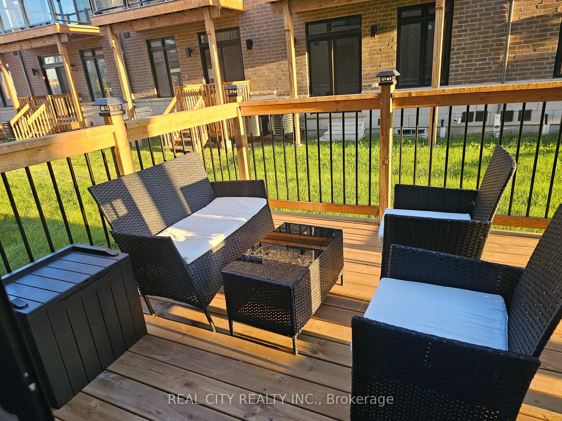 Photo 20 of 135 Farooq Boulevard, Vaughan, Vellore Village — HOMEH