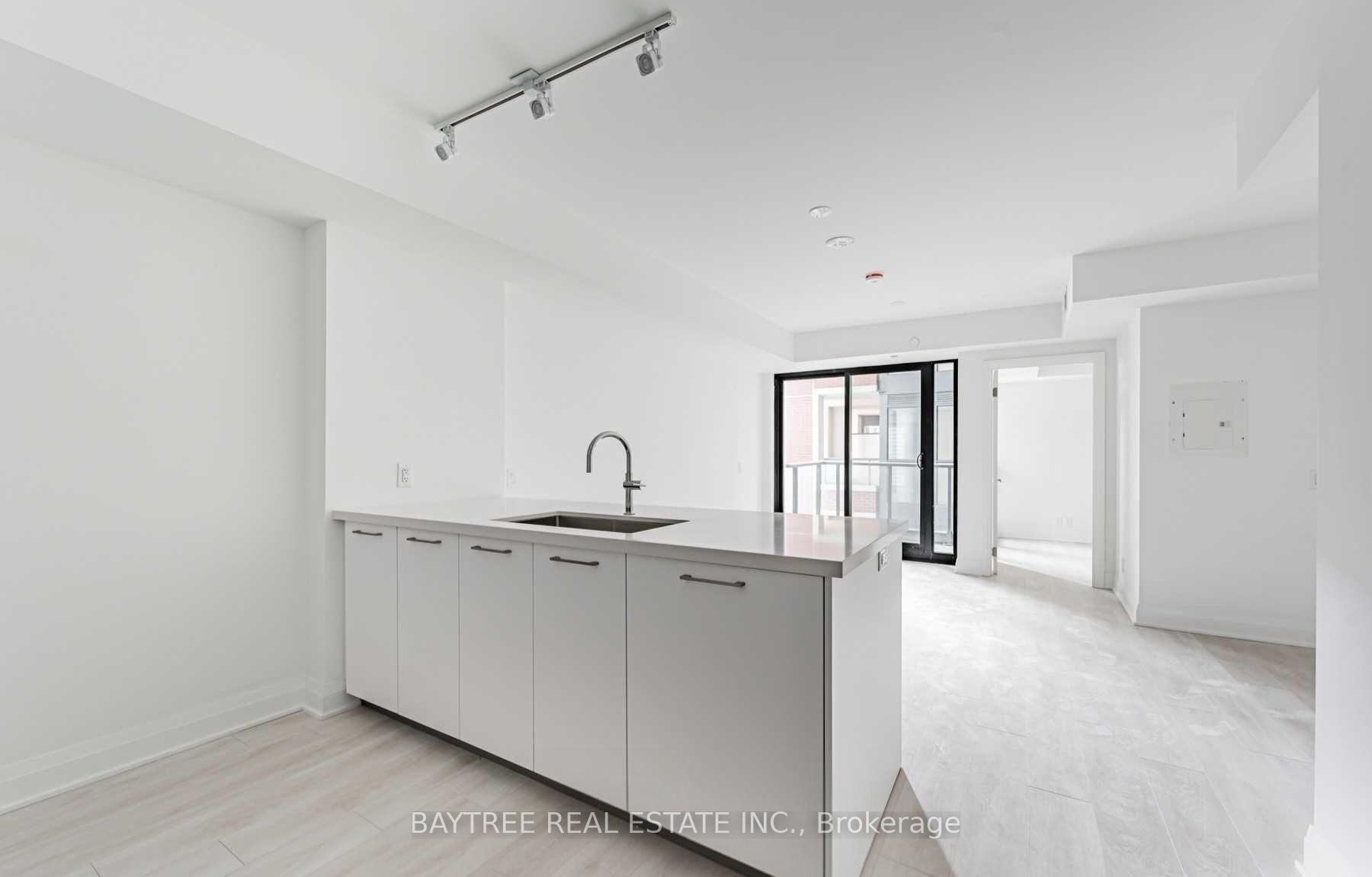 Photo 4 of Unit 630, 33 Frederick Todd Way, Toronto, Thorncliffe Park — HOMEH