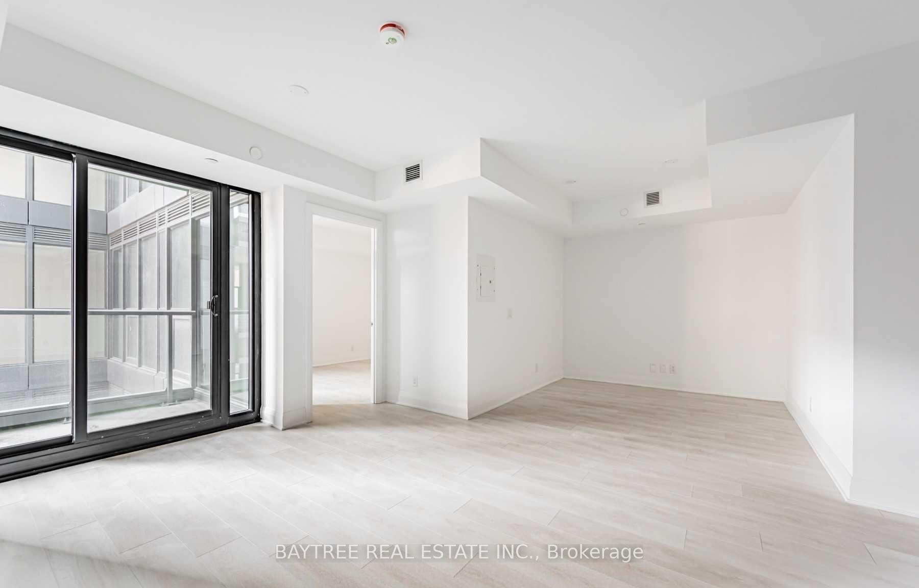 Photo 5 of Unit 630, 33 Frederick Todd Way, Toronto, Thorncliffe Park — HOMEH