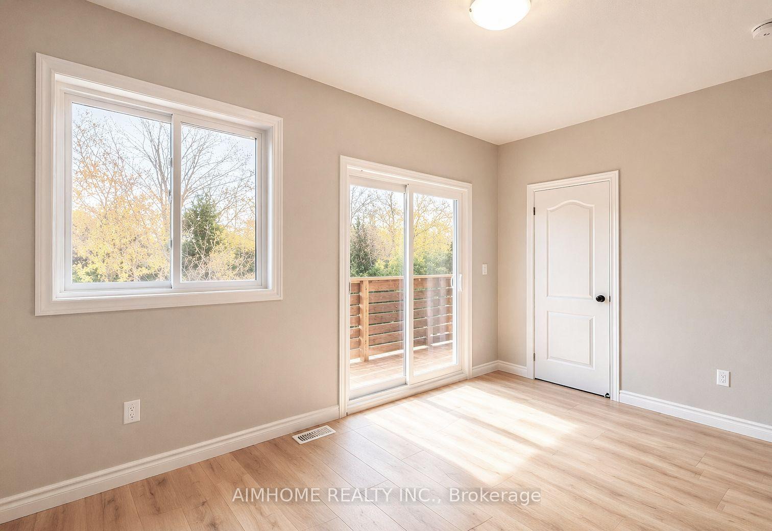 Photo 13 of Unit 3, 15 Waddington Crescent, North York, Don Valley Village — HOMEH