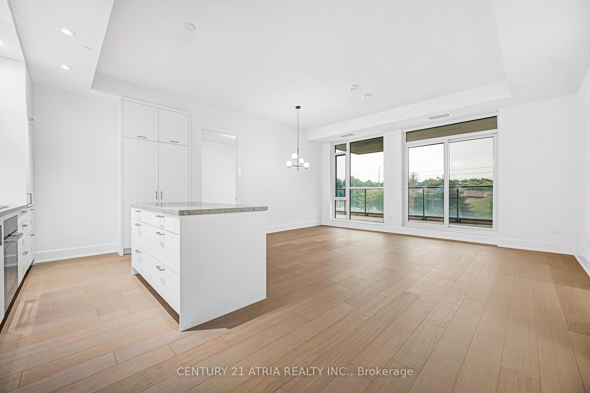 Photo 4 of Unit 301, 397 Royal Orchard Boulevard, Markham, Royal Orchard — HOMEH