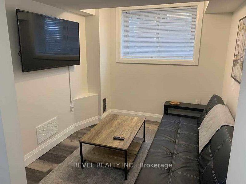 Photo 7 of Unit Lower, 1 Bates Court, Barrie, Painswick North — HOMEH