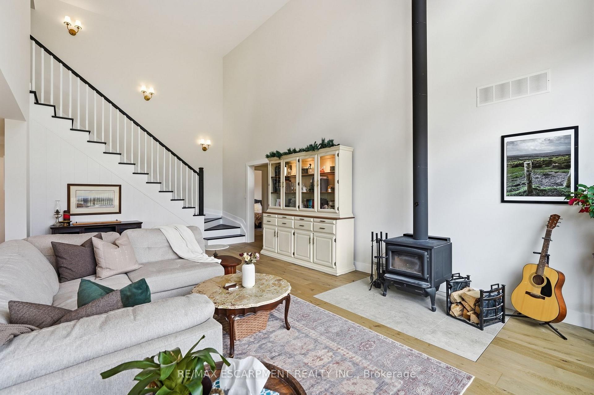 Photo 9 of 1161 Barkway Road, Gravenhurst, Ryde — HOMEH