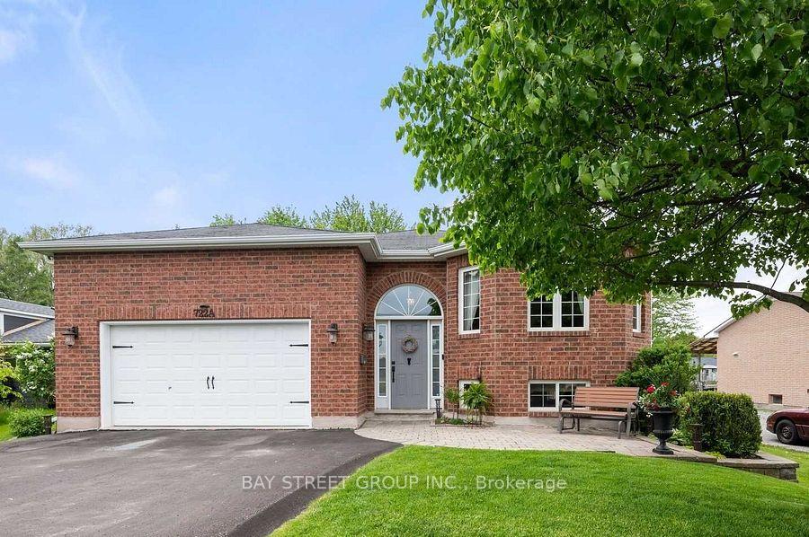 Photo 1 of 722A Lake Dr. S, Georgina, Keswick South — HOMEH