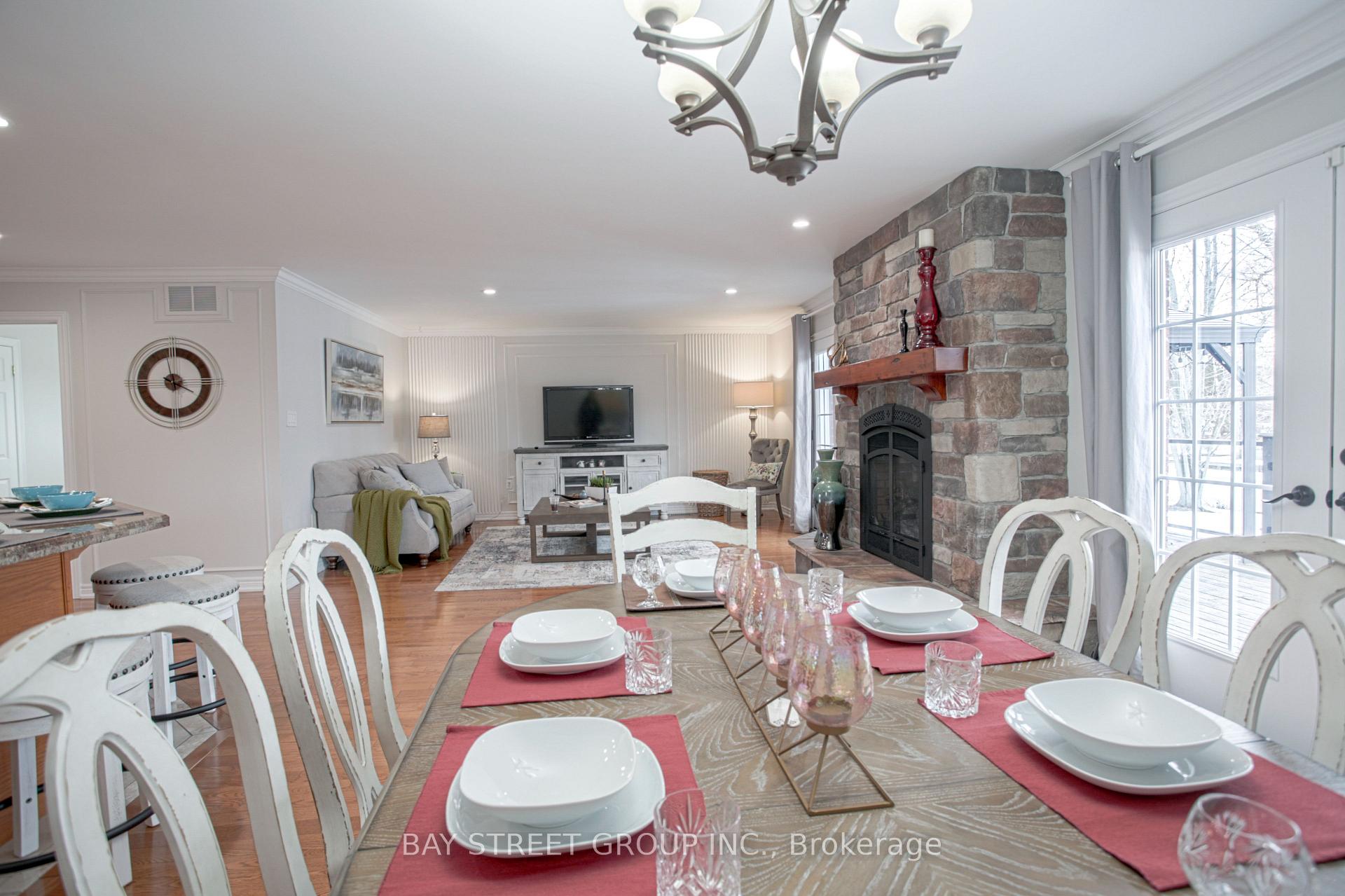 Photo 10 of 722A Lake Dr. S, Georgina, Keswick South — HOMEH