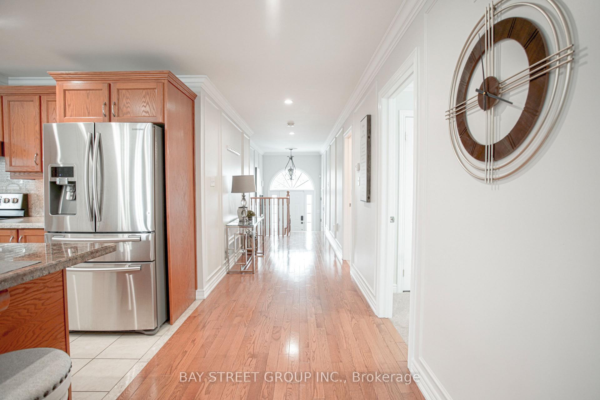 Photo 11 of 722A Lake Dr. S, Georgina, Keswick South — HOMEH