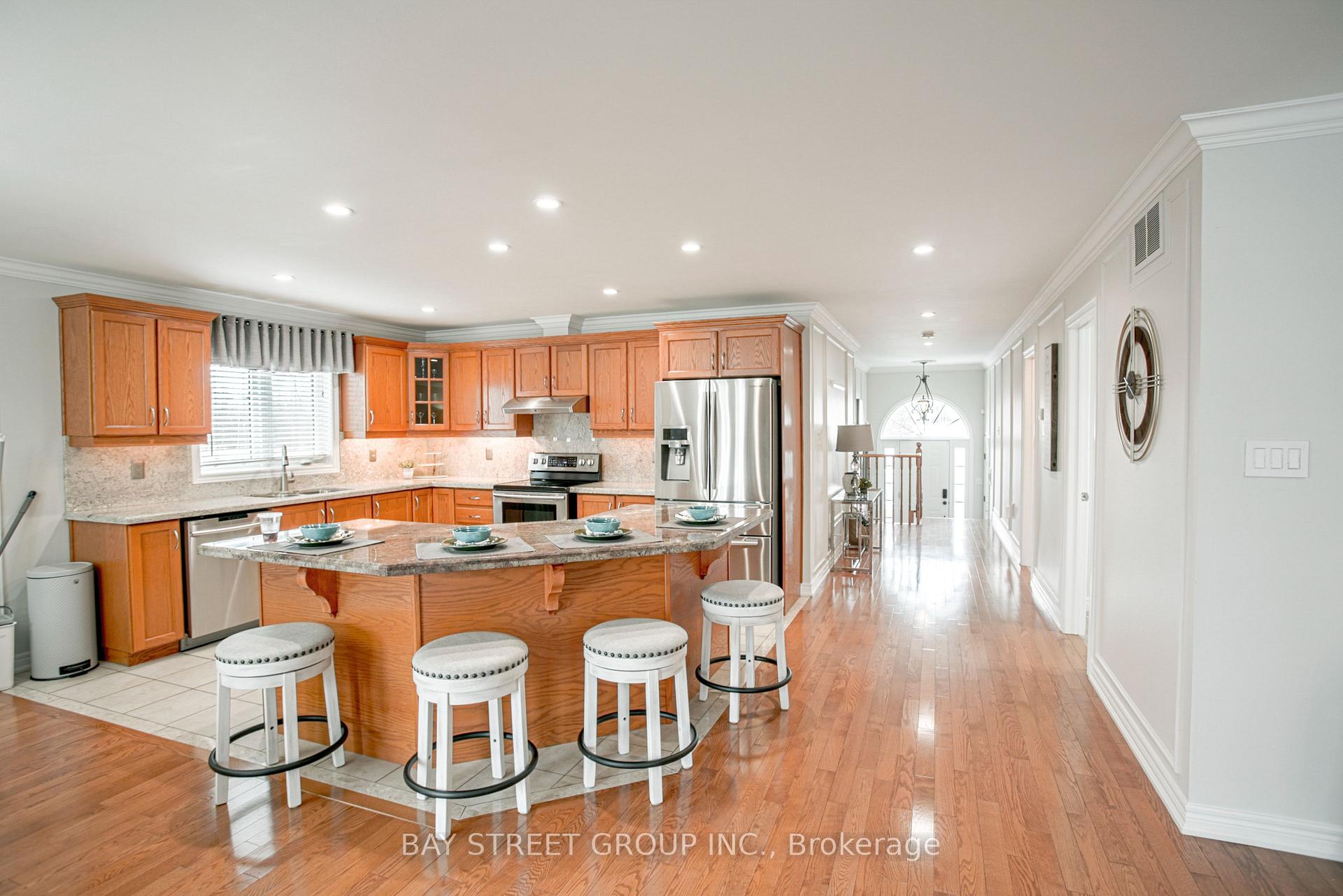 Photo 19 of 722A Lake Dr. S, Georgina, Keswick South — HOMEH