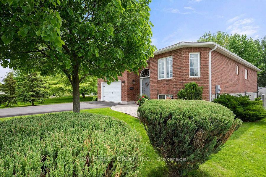 Photo 34 of 722A Lake Dr. S, Georgina, Keswick South — HOMEH