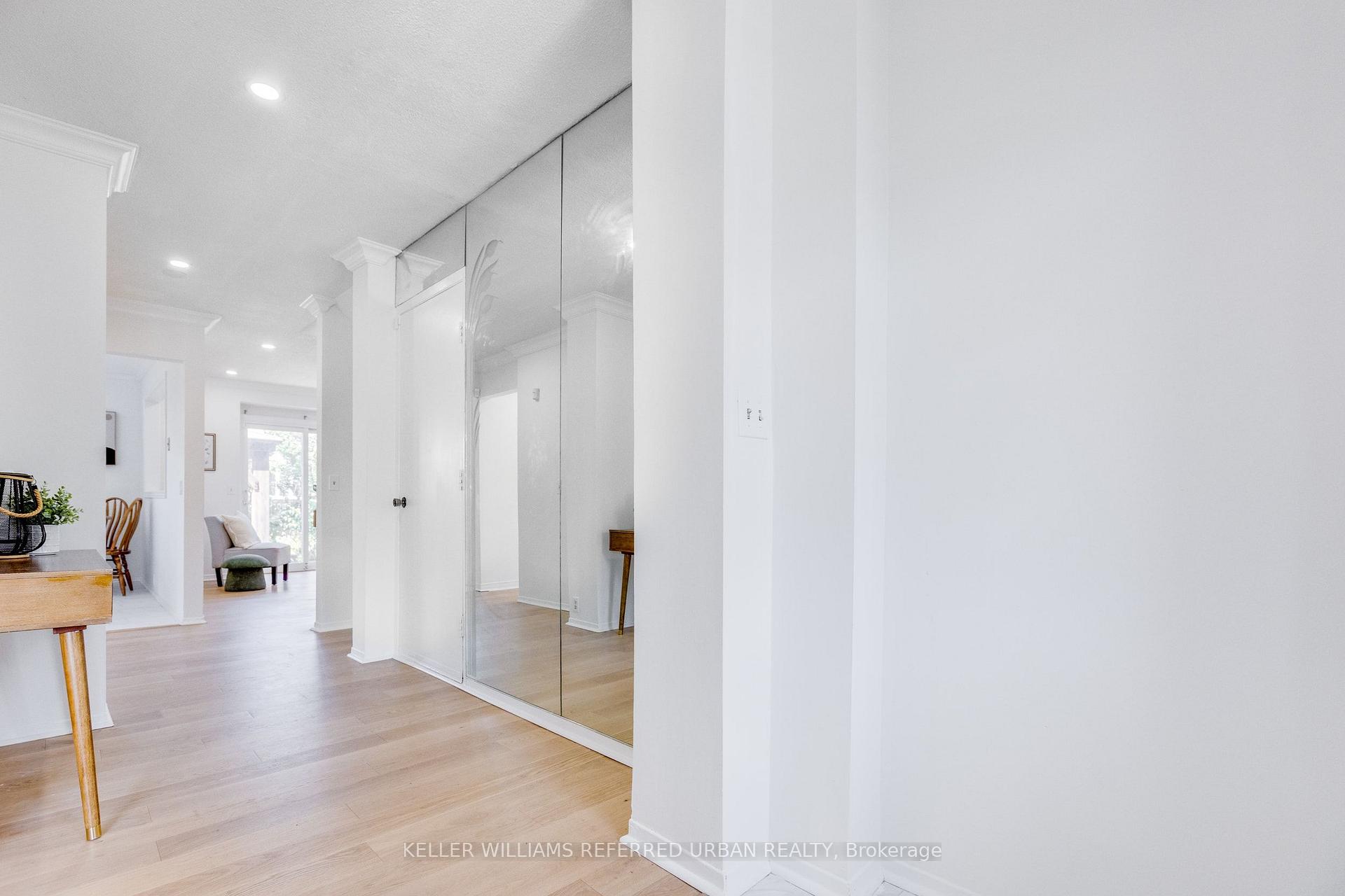 Photo 4 of 554 Mclevin Avenue, Scarborough, Malvern — HOMEH