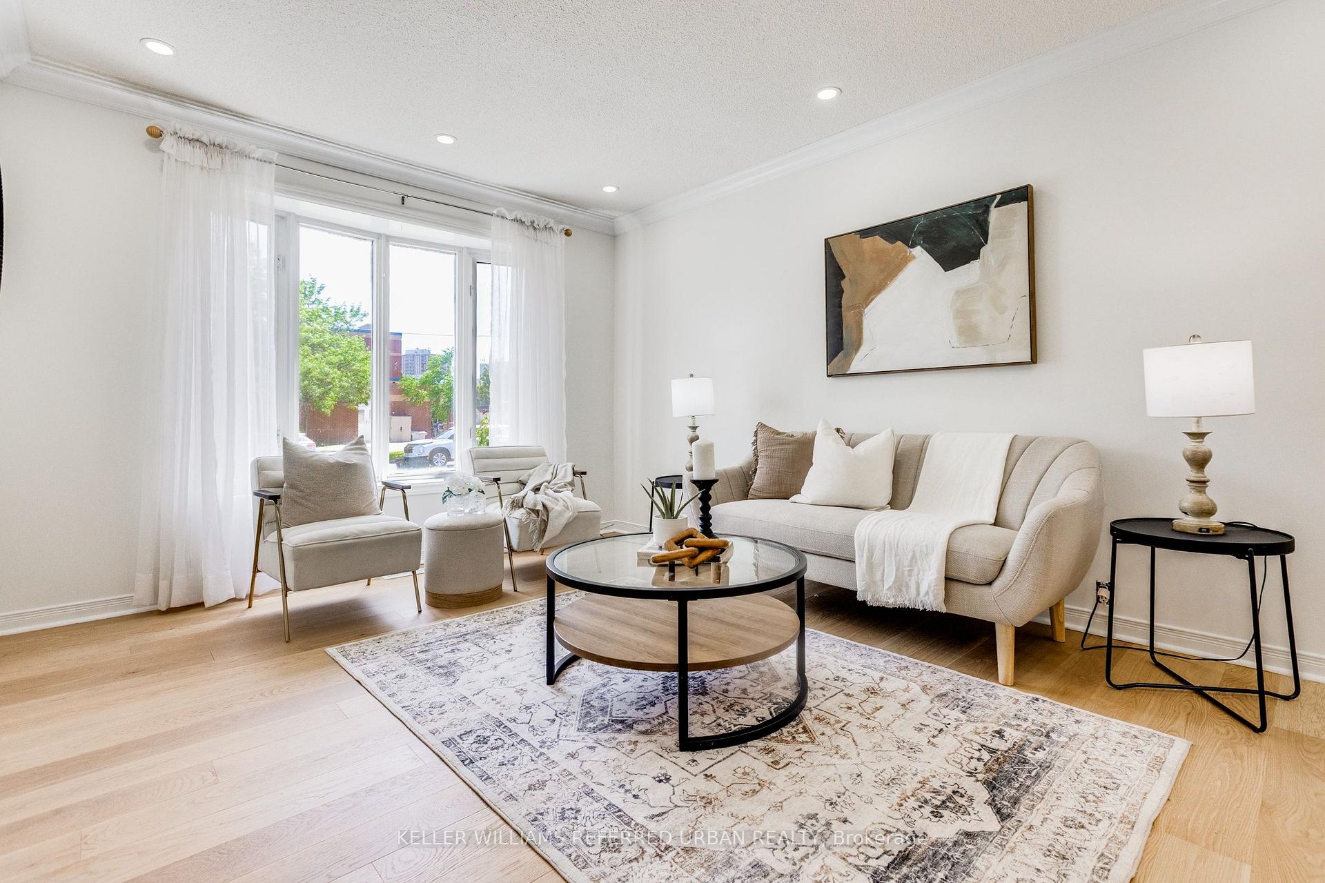 Photo 10 of 554 Mclevin Avenue, Scarborough, Malvern — HOMEH