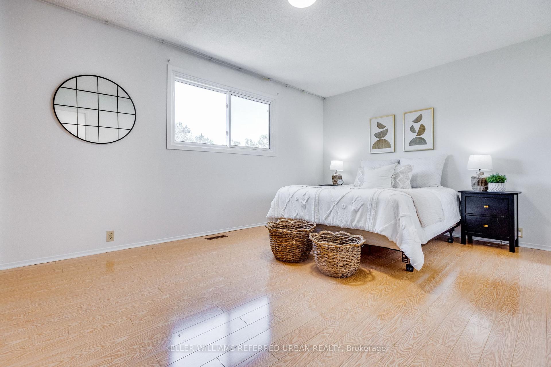 Photo 25 of 554 Mclevin Avenue, Scarborough, Malvern — HOMEH
