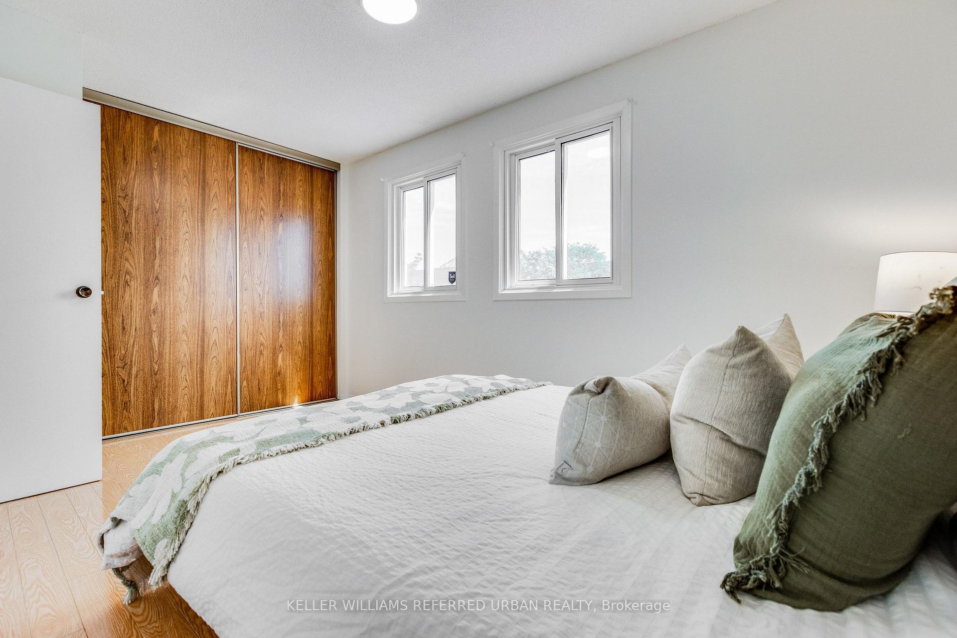 Photo 36 of 554 Mclevin Avenue, Scarborough, Malvern — HOMEH