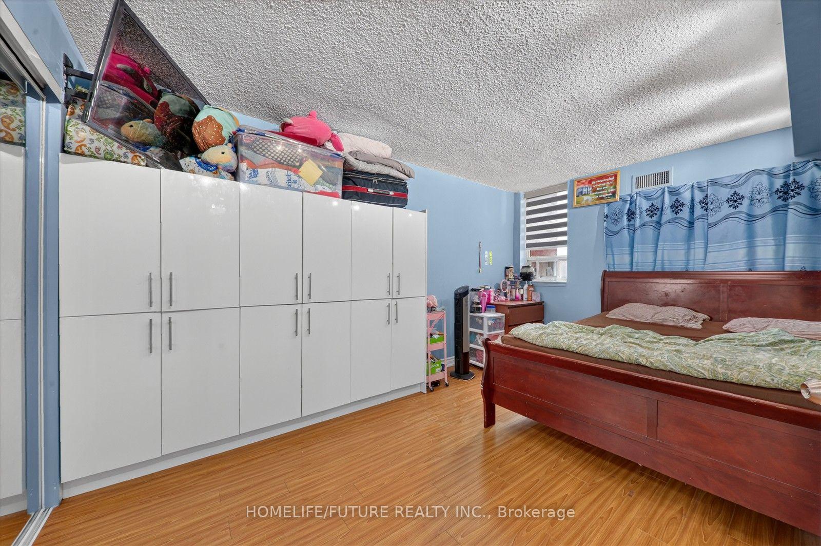 Photo 17 of Unit 708, 2460 Eglinton Avenue E, Scarborough, Eglinton East — HOMEH