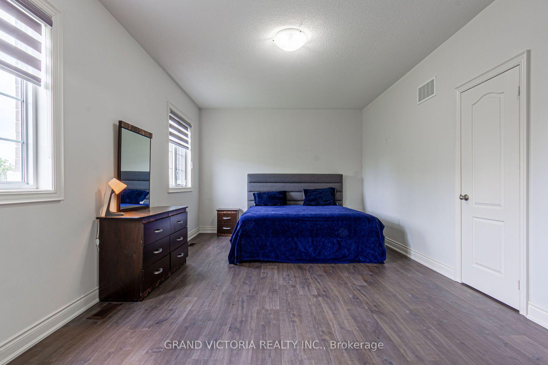 Photo 27 of 327 Humphrey Street, Hamilton, Waterdown — HOMEH