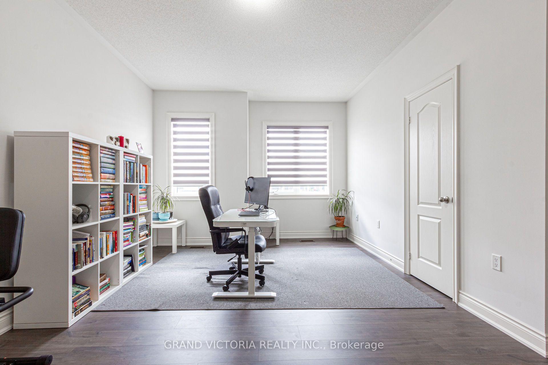 Photo 32 of 327 Humphrey Street, Hamilton, Waterdown — HOMEH