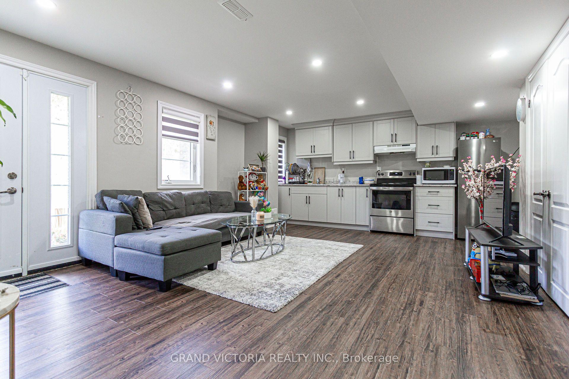Photo 39 of 327 Humphrey Street, Hamilton, Waterdown — HOMEH