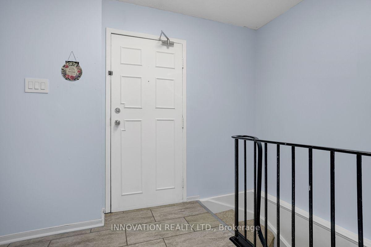 Photo 5 of Unit 2, 120 Fenerty Crescent, Ottawa, Kanata - Katimavik — HOMEH