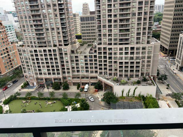 Photo 11 of Unit 1306, 11 Wellesley Street W, Toronto, Bay Street Corridor — HOMEH