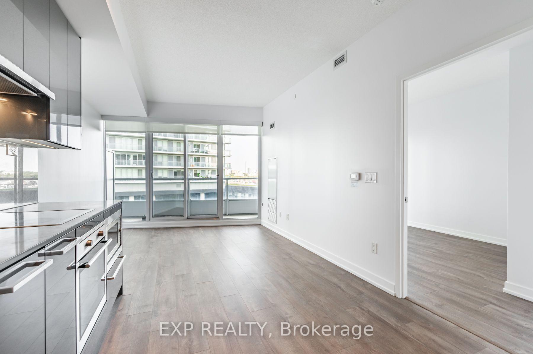 Photo 3 of Unit 206, 115 Mcmahon Drive, North York, Bayview Village — HOMEH