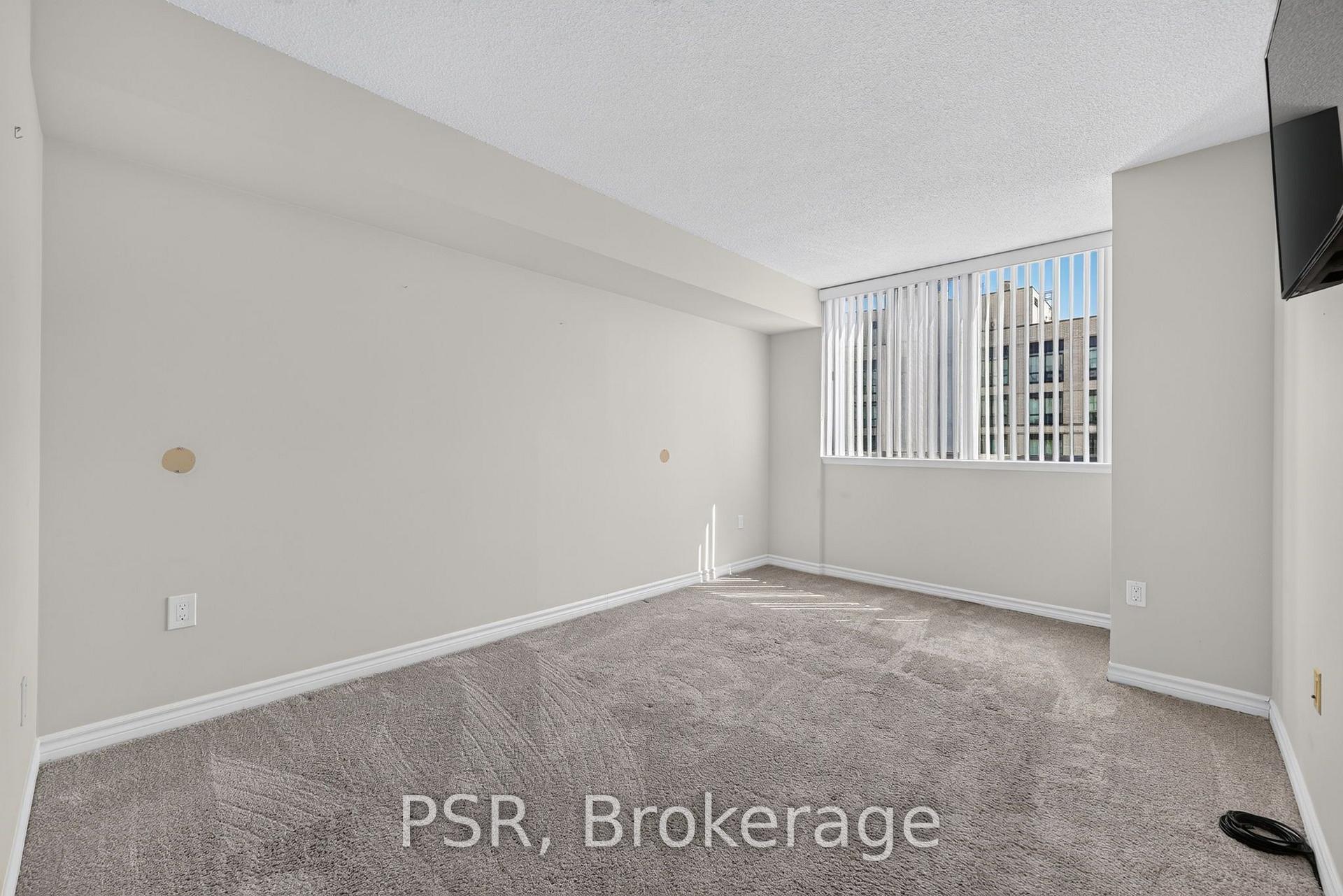 Photo 17 of Unit 806, 270 Davis Drive, Newmarket, Central Newmarket — HOMEH