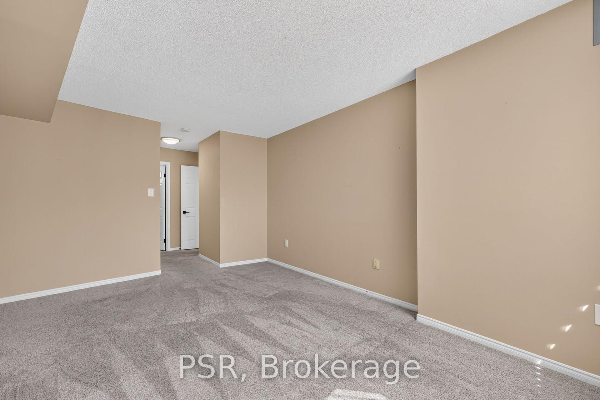 Photo 22 of Unit 806, 270 Davis Drive, Newmarket, Central Newmarket — HOMEH