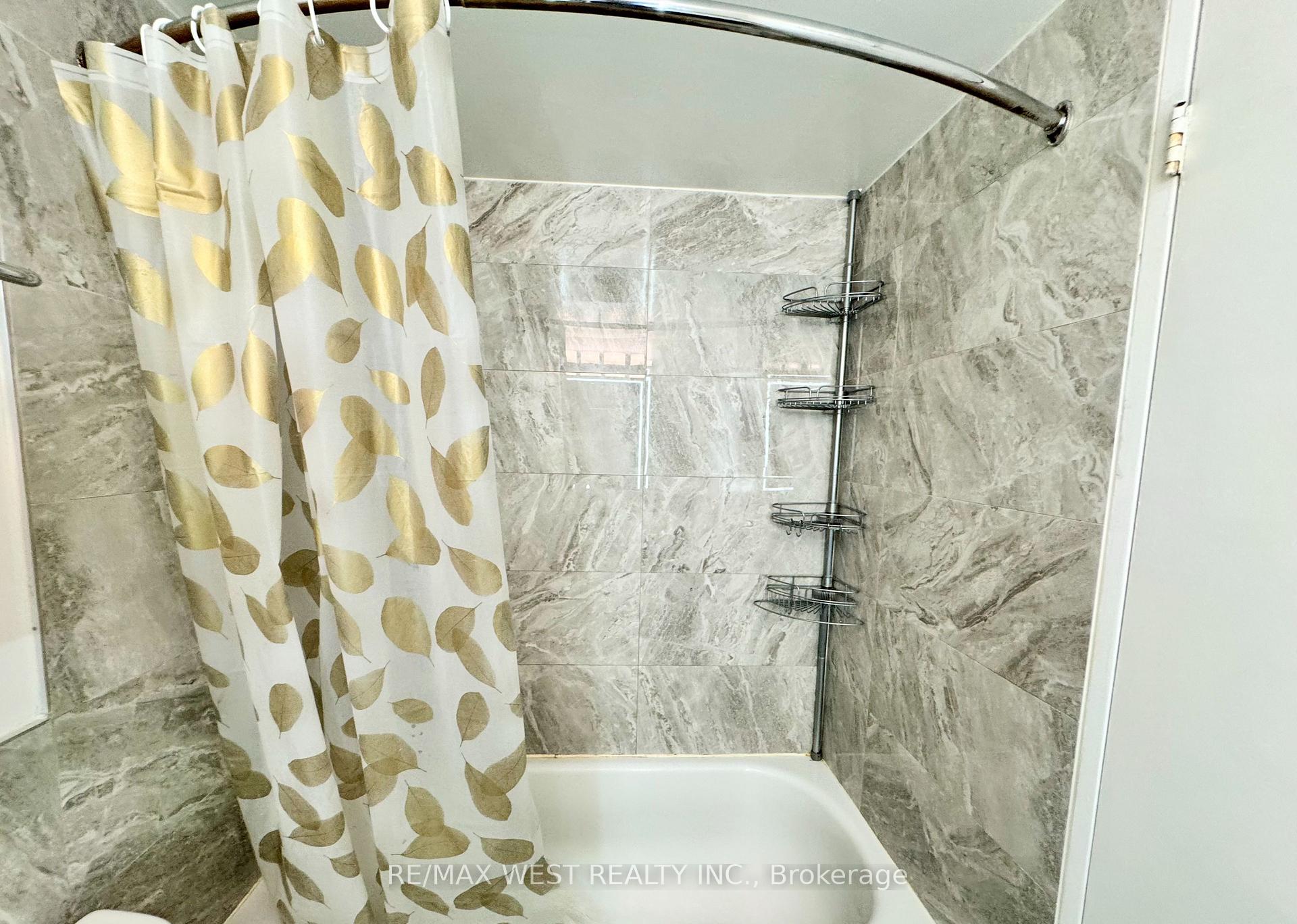 Photo 11 of Unit 801, 3380 Eglinton Avenue E, Scarborough, Scarborough Village — HOMEH