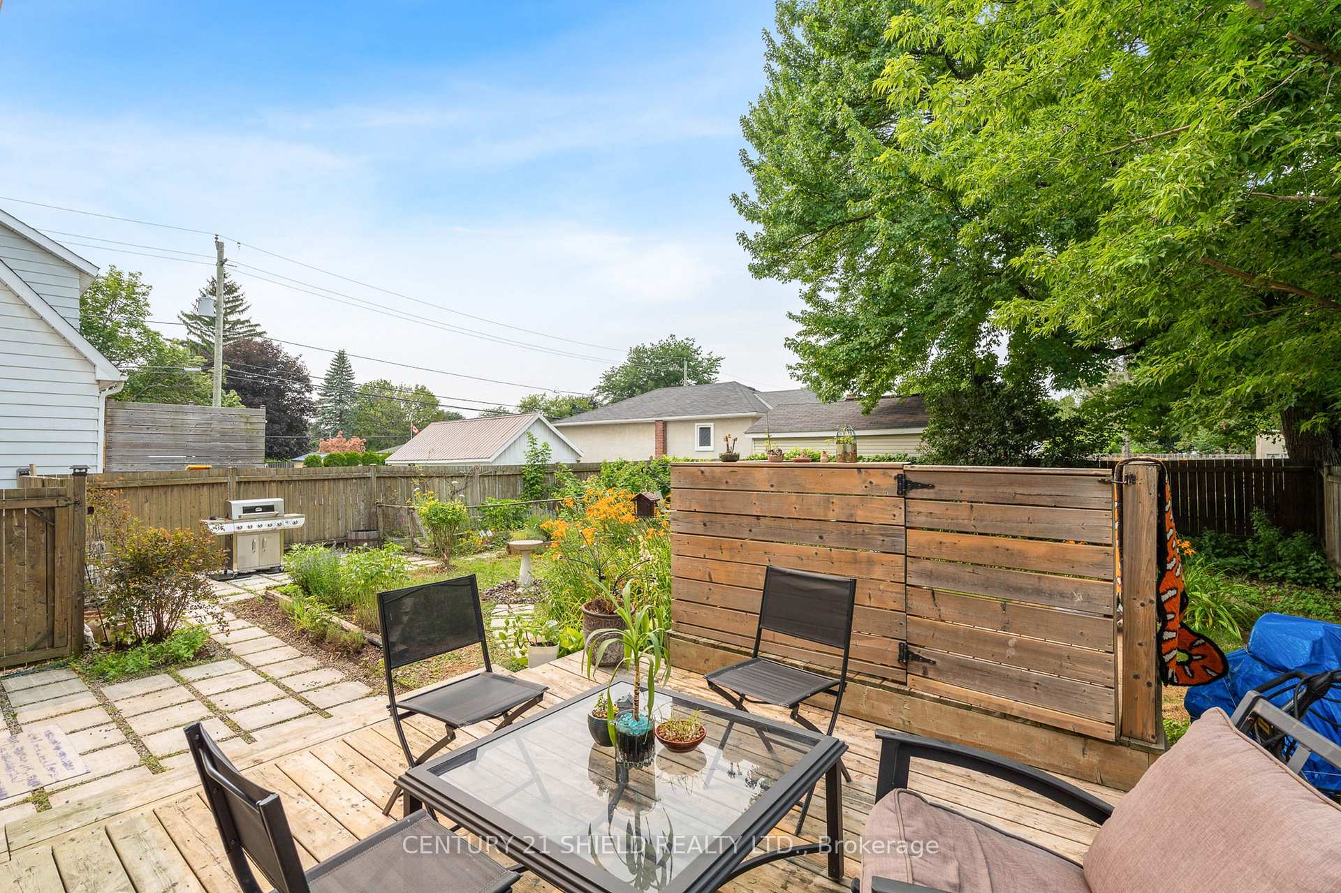 Photo 6 of 1019 Osborne Avenue, Cornwall, Cornwall — HOMEH