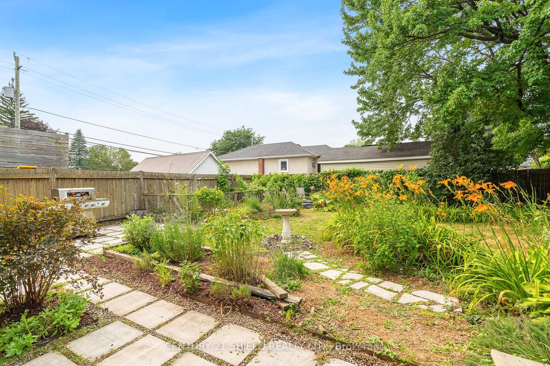 Photo 7 of 1019 Osborne Avenue, Cornwall, Cornwall — HOMEH