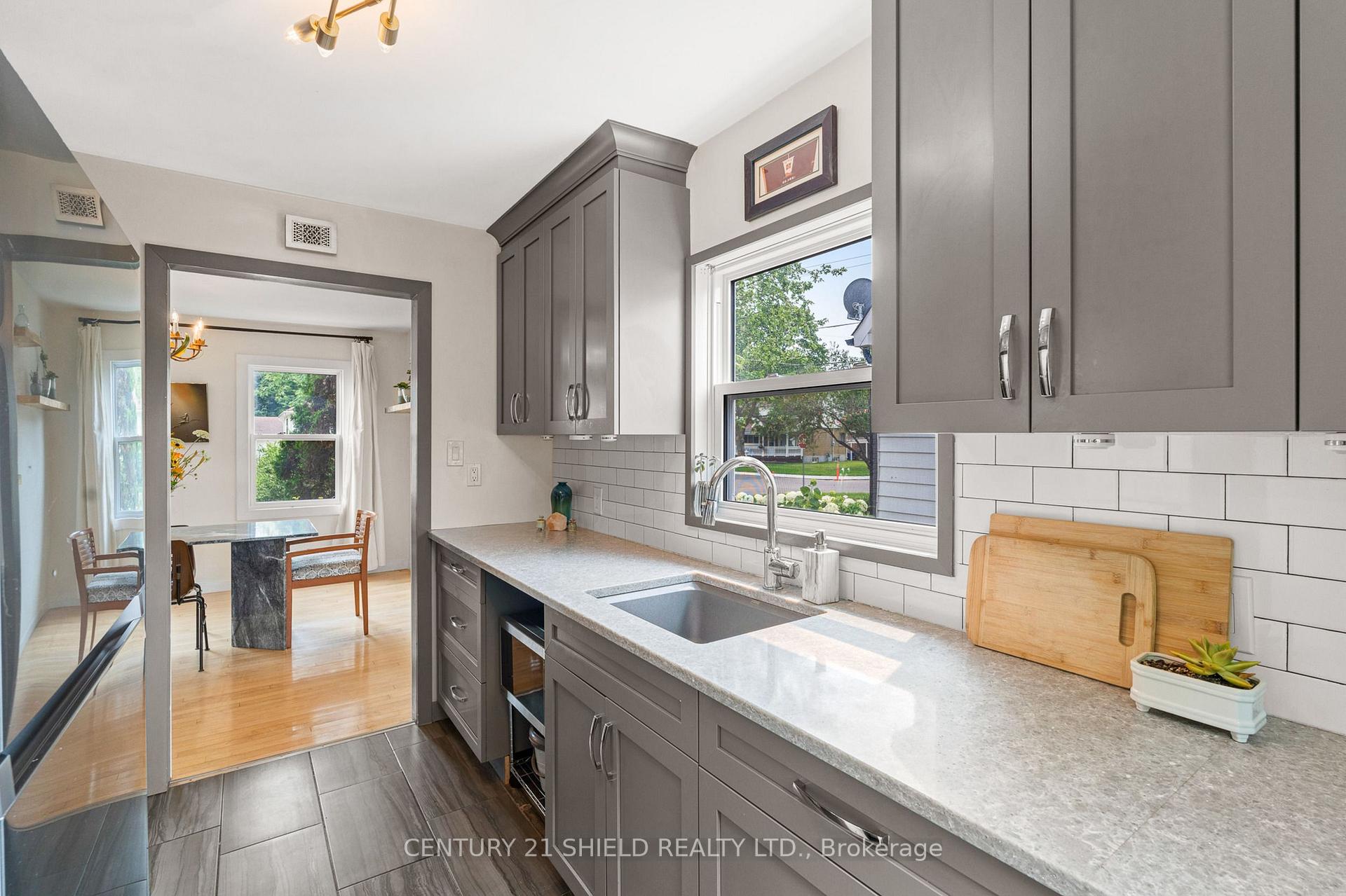 Photo 25 of 1019 Osborne Avenue, Cornwall, Cornwall — HOMEH
