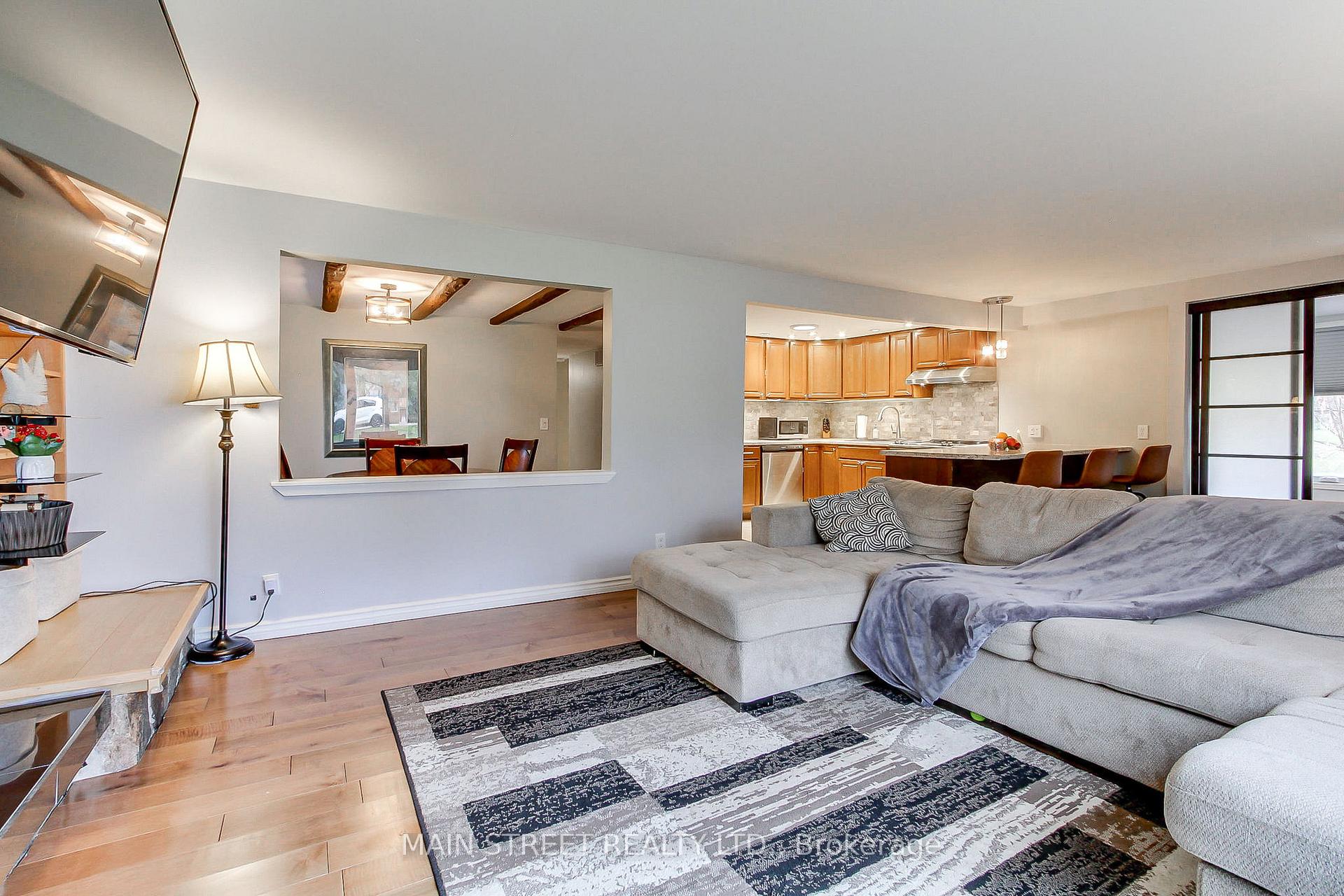 Photo 13 of 1021 Goshen Road, Innisfil, Alcona — HOMEH
