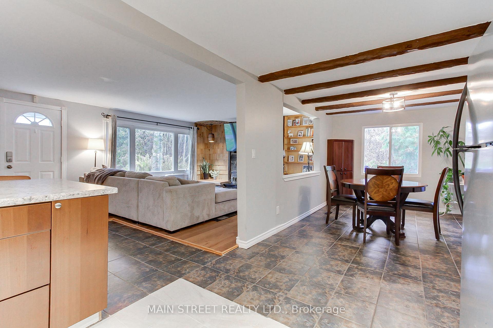 Photo 18 of 1021 Goshen Road, Innisfil, Alcona — HOMEH