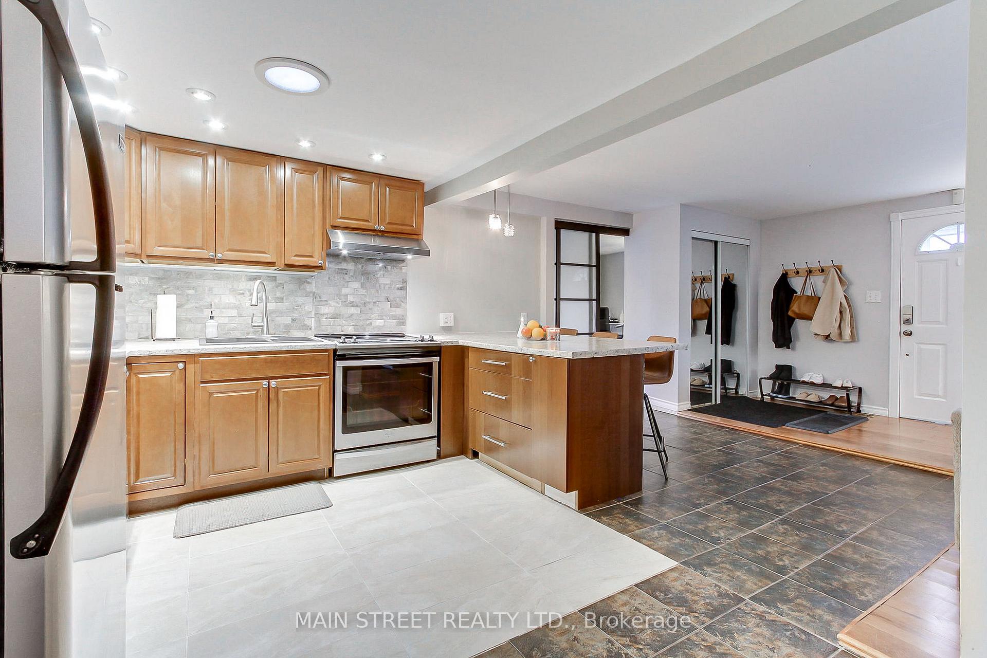 Photo 19 of 1021 Goshen Road, Innisfil, Alcona — HOMEH