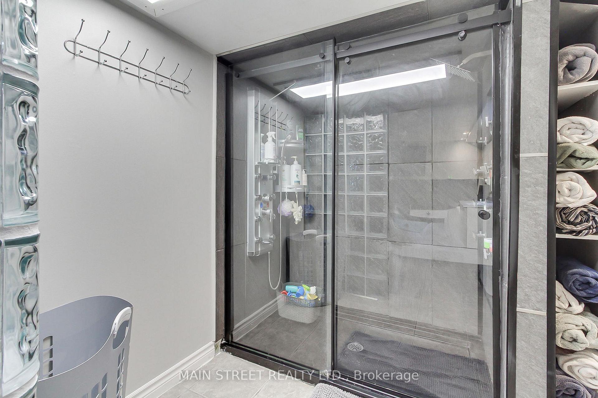 Photo 33 of 1021 Goshen Road, Innisfil, Alcona — HOMEH