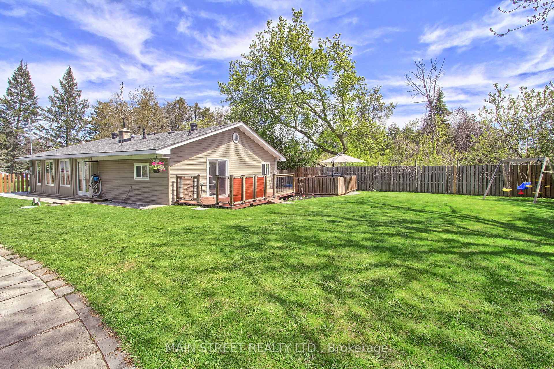 Photo 42 of 1021 Goshen Road, Innisfil, Alcona — HOMEH