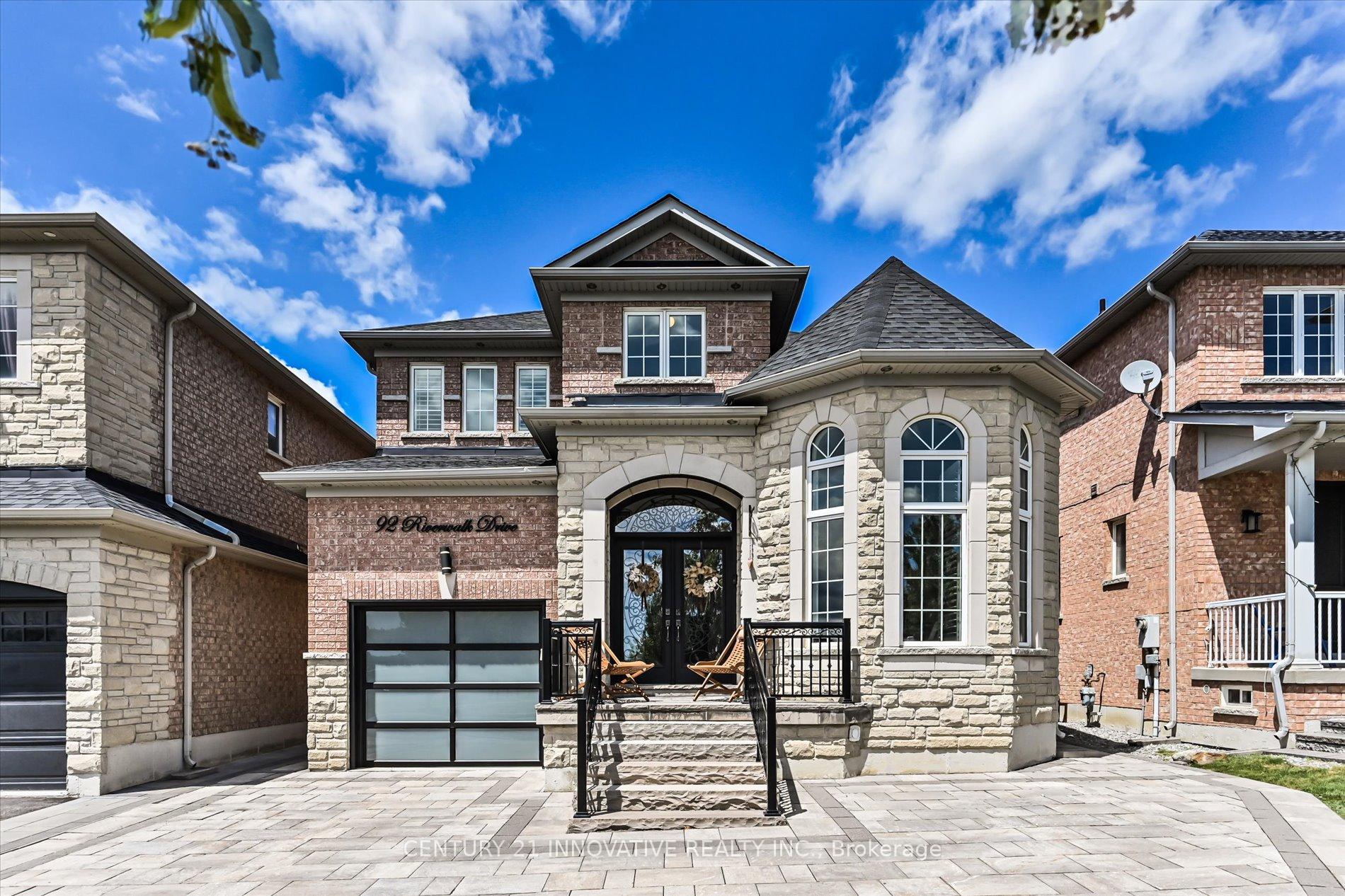 Photo 2 of 92 Riverwalk Drive, Markham, Box Grove — HOMEH